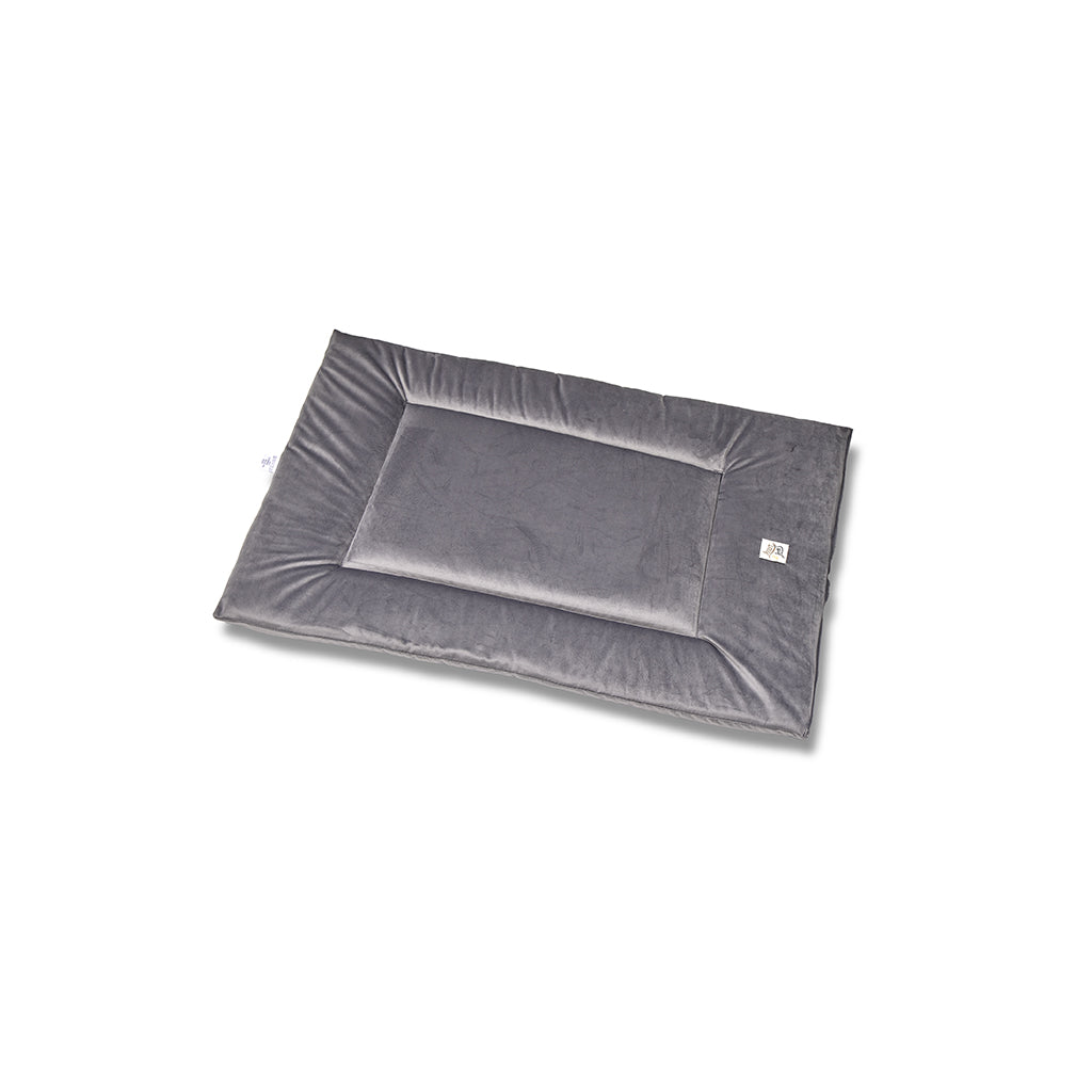Quiline square velvet of gray velvet