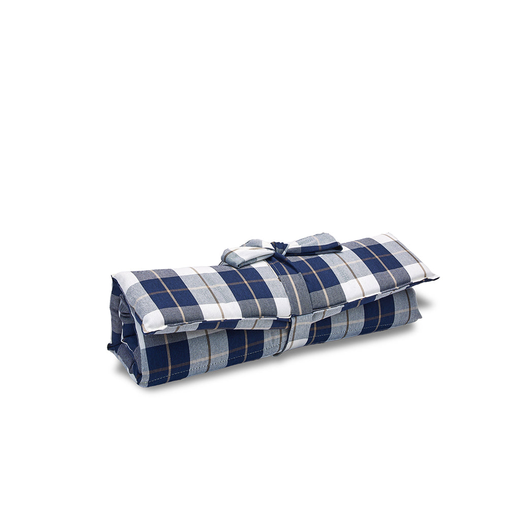 Red Scottish cotton rolling quilt