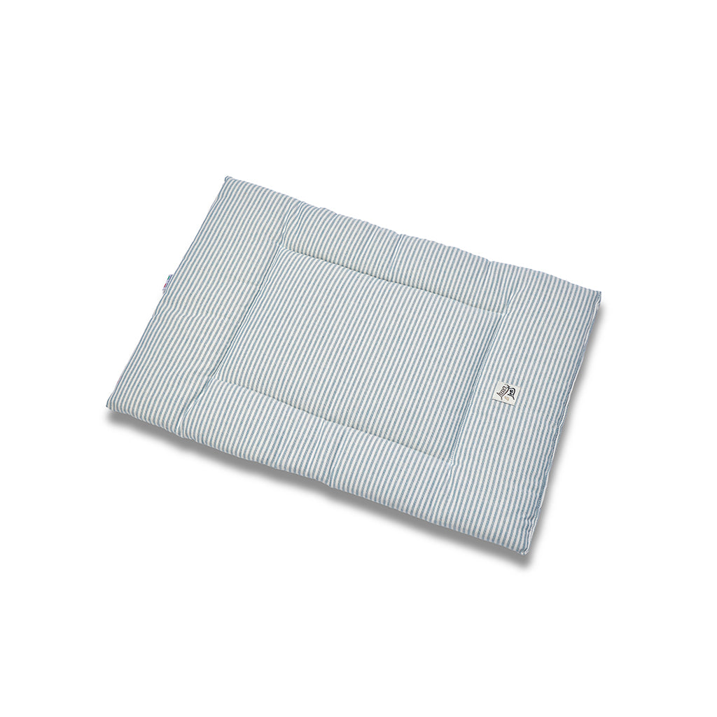 Quiltina Picture of Cotton Urban Blue Lines