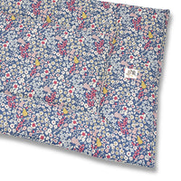 Lovely Flower Framework Quilt