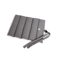 Quiline Picture of Velvet Velvet with brown coast